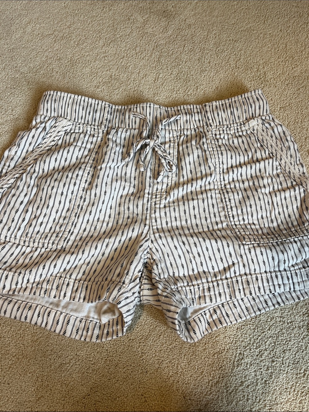 Old Navy Cotton Striped Drawstring Shorts - size S